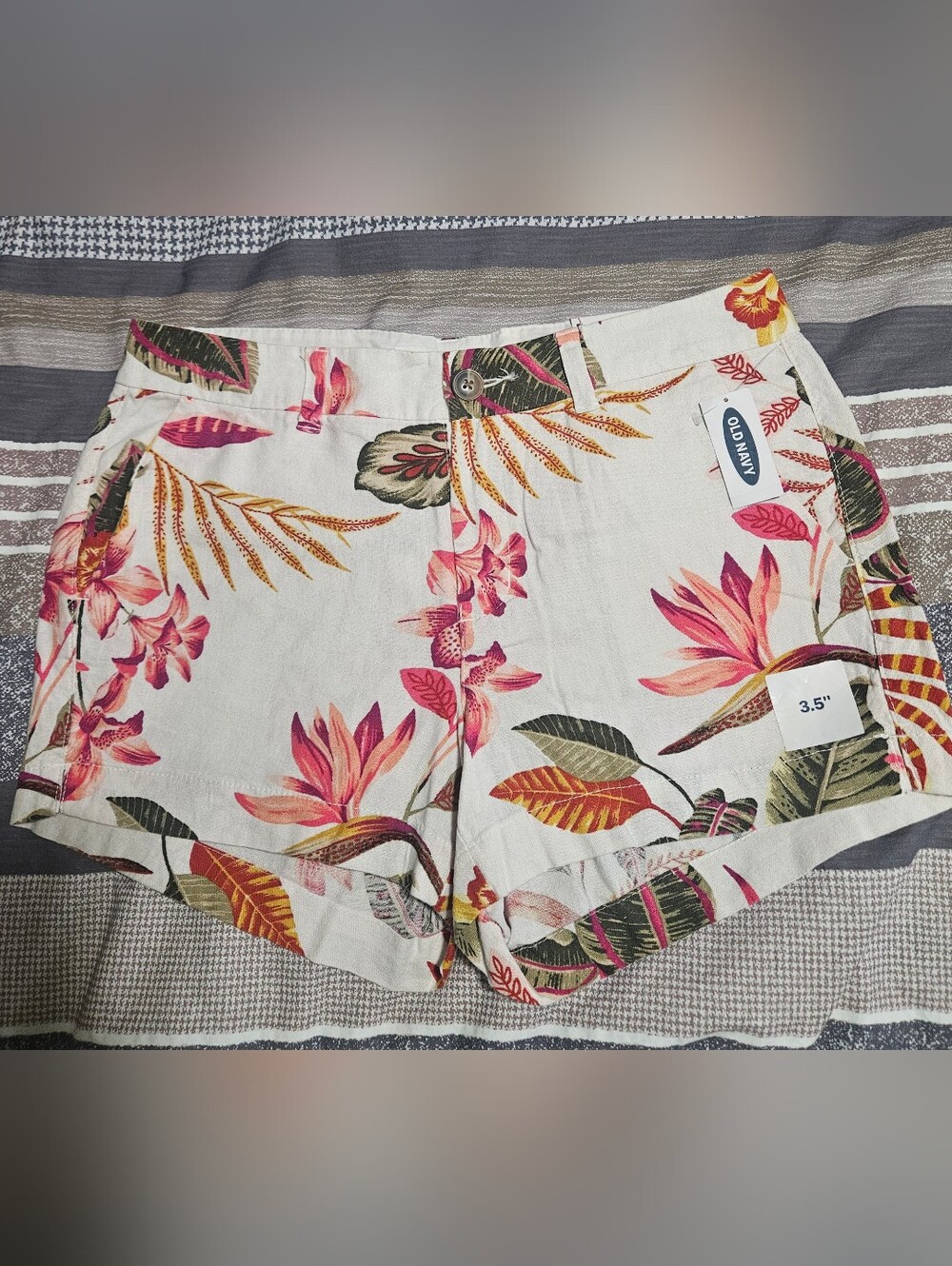 Nwt Old Navy Everyday Short